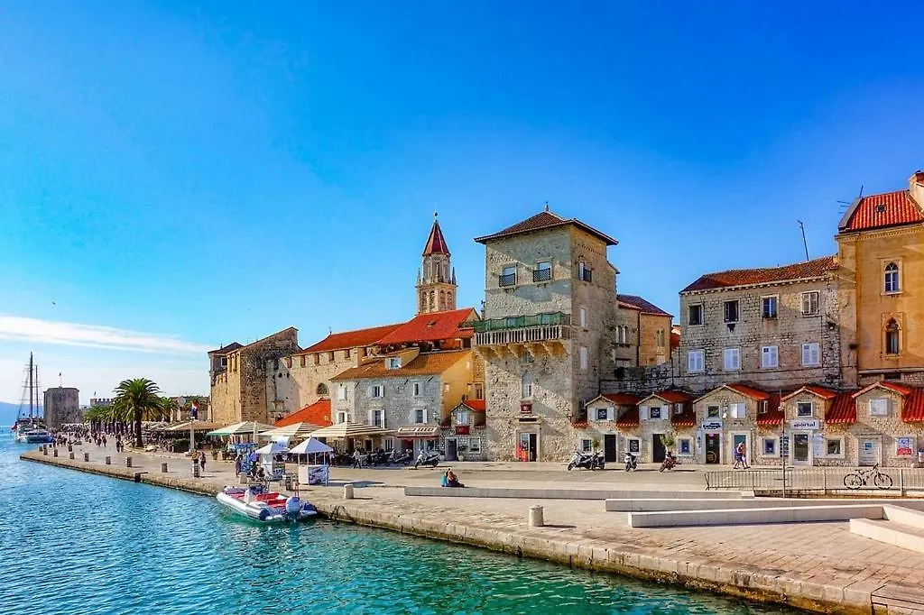 Apartman Twins Trogir 0*,