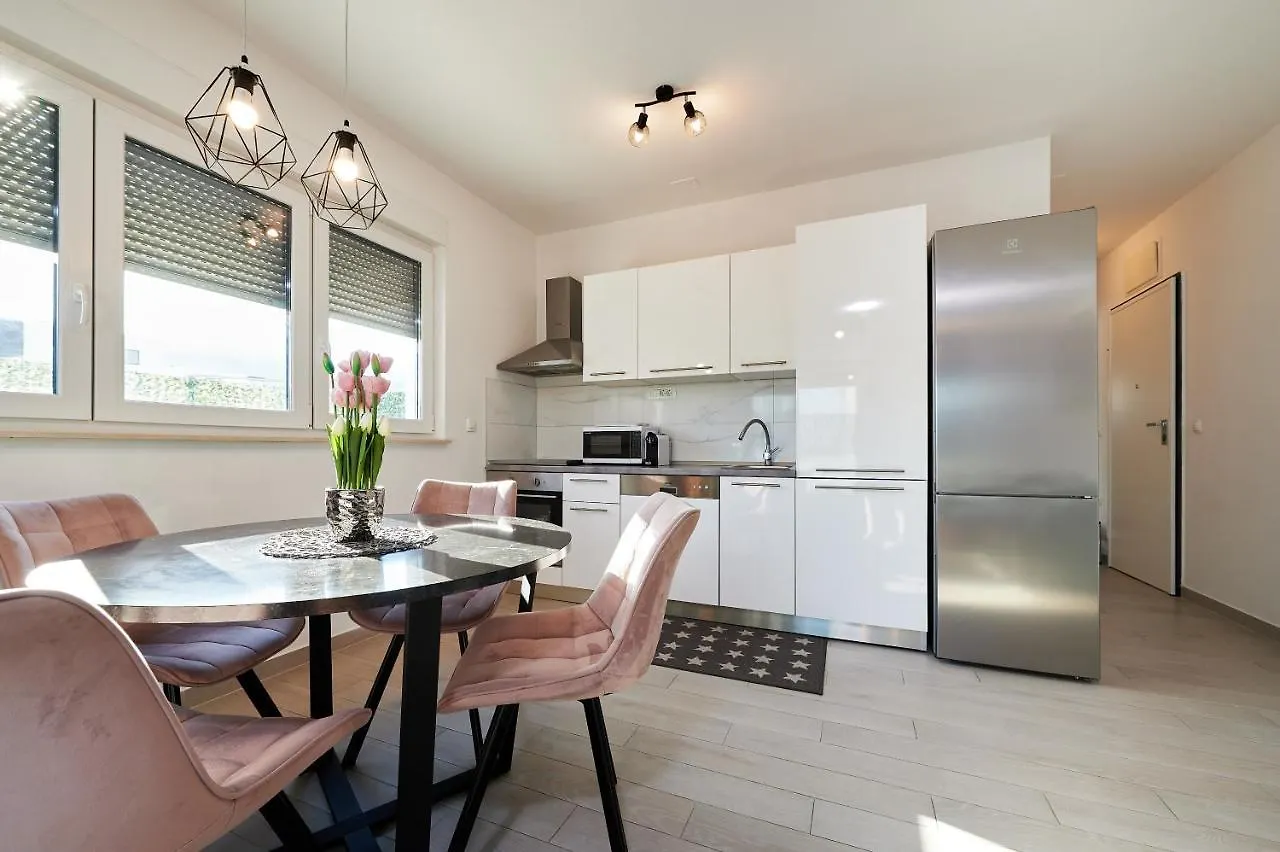 Apartman Twins Trogir Apartment